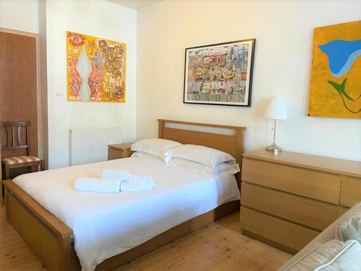 Studio Flat Without Kitchen At Kentish Town London Eksteriør billede